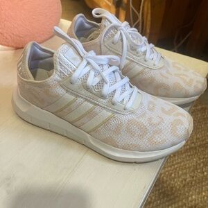 Adidas Women's White and Beige Patterned Sneakers